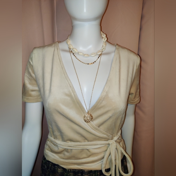 NW-UPC TAG  (2) SETS BEADED NECKLACES - Picture 5 of 5